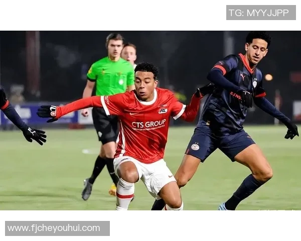 阿贾克斯与维迪斯2019赛季精彩对决回顾与分析